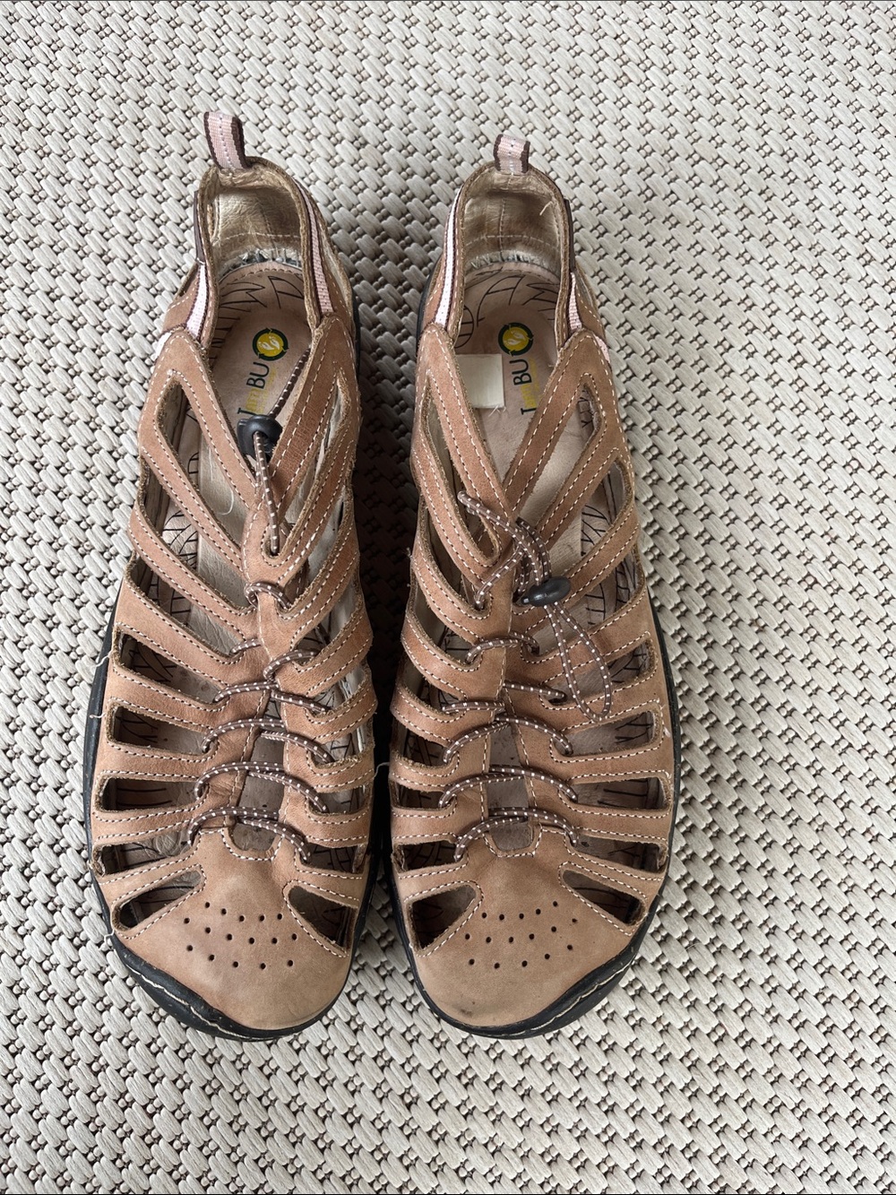 Jambu Brown Strappy Closed-Toe Sandals